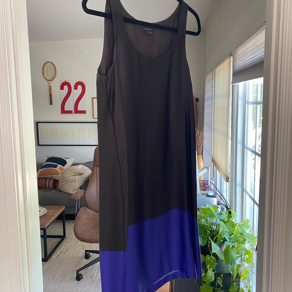Theory 100% silk slip dress size 0 that is a total STUNNER - Picture 1 of 2